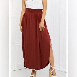 Never Worn Zenana Outfitters Rust Midi Skirt Size XL